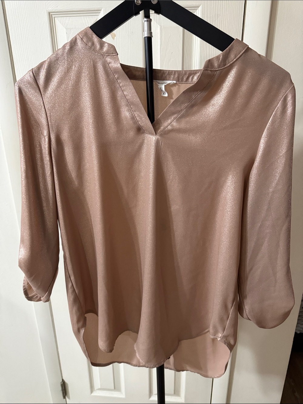 Maurices Shimmer Metallic V-Neck Blouse Rose Gold Champagne Size XS